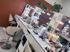 -HIMO海马体照相馆(上海华润CP静安店)