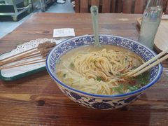 -东大桥小国抻面烧烤(长通路店)