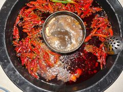 -爱你您·自家鱼塘·活水喷泉鱼火锅(八里店)