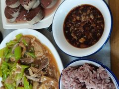 -东北菜冰城一家人