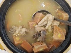 -明本湛江鸡•海鲜小厨(陈家祠店)