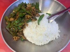 辣椒炒肉-霸碗盖码饭(长沙金星路步步高店)
