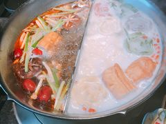 -湊湊火锅·茶憩(新中关购物中心店)
