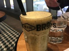 -Moka Bros 摩卡站(西单大悦城店)