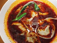 麻辣馄饨-南小馆(迪士尼小镇店)