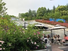 -UNI UNI(环亚凯瑟琳店)