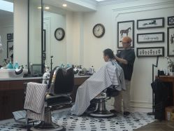 -理昂男士理发店 Barber shop