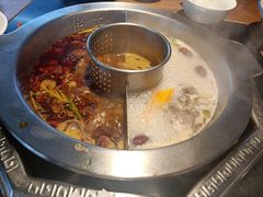 -佬土鹅肠火锅(扬中步行街店)