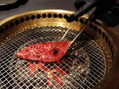 -铭牛烧肉·和牛海鲜自助(高新月牙湖店)
