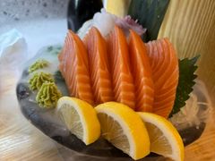 三文鱼刺身厚切-米禾良日料(人民广场店)