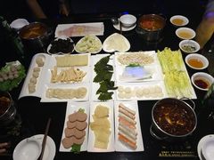 -唯爱KTV聚会餐厅(仙林东城汇店)