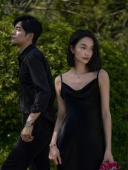 -至臻微拉婚纱摄影