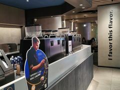 -瑞幸咖啡(大都会东方广场店)