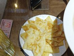 -东口码头·烧鸽子·鱼头泡饼·地方菜(金鹰悦城店)