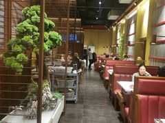 -牛村来人潮汕牛肉火锅(西单店)