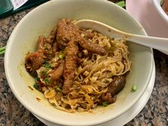 -万利洪记粉面美食