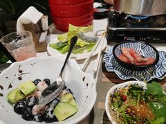 -金马门国际美食百汇(珞喻路店)