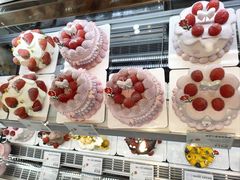 -花花卷卷·鲜食蛋糕(静安久光百货店)