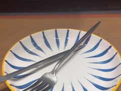 -必胜客(上海华谊新所店)