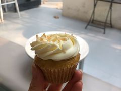 椰子纸杯蛋糕-Pantry's Best派悦坊蛋糕(K11购物艺术中心店)