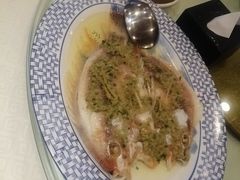 -顺峰海鲜酒楼(省府店)