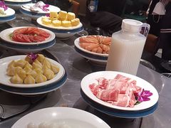-钱小主·自助回旋烤肉火锅餐厅(东方新天地店)