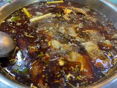 -肖肖酸萝卜鱼火锅(总店)