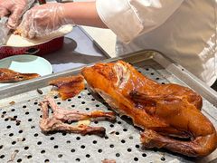 -梅利汴京烤鸭•开封豫菜地标店(东司门店)