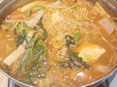 -青瓦餐厅·生鱼片·韩园烤肉(西塔店)