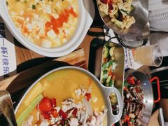 -神府路壹号·海鲜烧烤·砂锅粥·锅物(三坊七巷店)