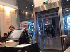 -德克士(虹桥火车站店)