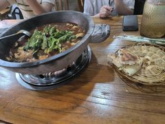 -都江堰石锅鱼