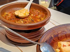 -阿瓦山寨·湘菜现炒·剁椒鱼头王(咸阳总店)