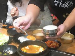 -肉甲韩国木炭烤肉(新壹街1店)