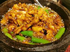 石锅杭椒牛蛙-桂满陇-西湖船宴(西单大悦城店)