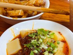 煮凉粉-洞子口张老二凉粉(文殊院店)