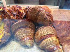 -HOT CRUSH趁热集合·现烤面包(环球港店)