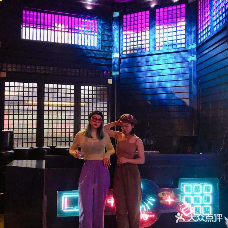 拔草‼️快乐星球贰麻酒馆（内含点单攻略）