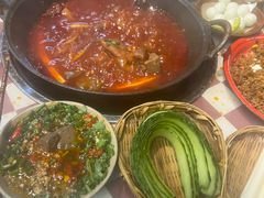 -赵美丽·重庆社区火锅·直营店(火车东站·中豪国际店)