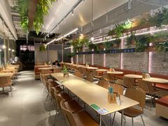 -老乡鸡(上海白玉兰广场店)