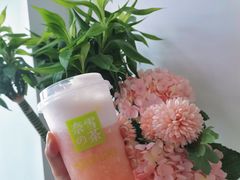 霸气水蜜桃-奈雪的茶(青岛卓悦里INTOWN店)