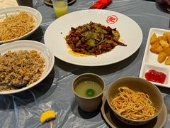 -肥肥虾庄·金牌油焖大虾(杨园滨江时代walk店)