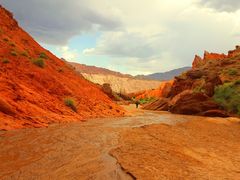 -天山神秘大峡谷