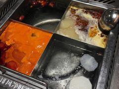 -海底捞火锅(关山保利店)