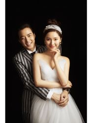 -雨墨婚纱摄影工作室