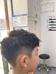 -茶发Salon·烫发染发理发