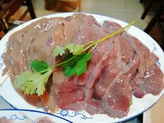 -华哥新鲜猪精品美食