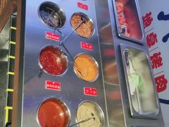 自助调料区-马路牙子烧烤音乐酒馆(望京店)