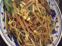 -珠宝街老左杂酱面馆