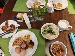 -希尔顿欢朋酒店自助餐